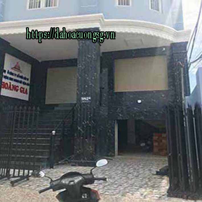 Giá đá hoa cương kim sa bắp